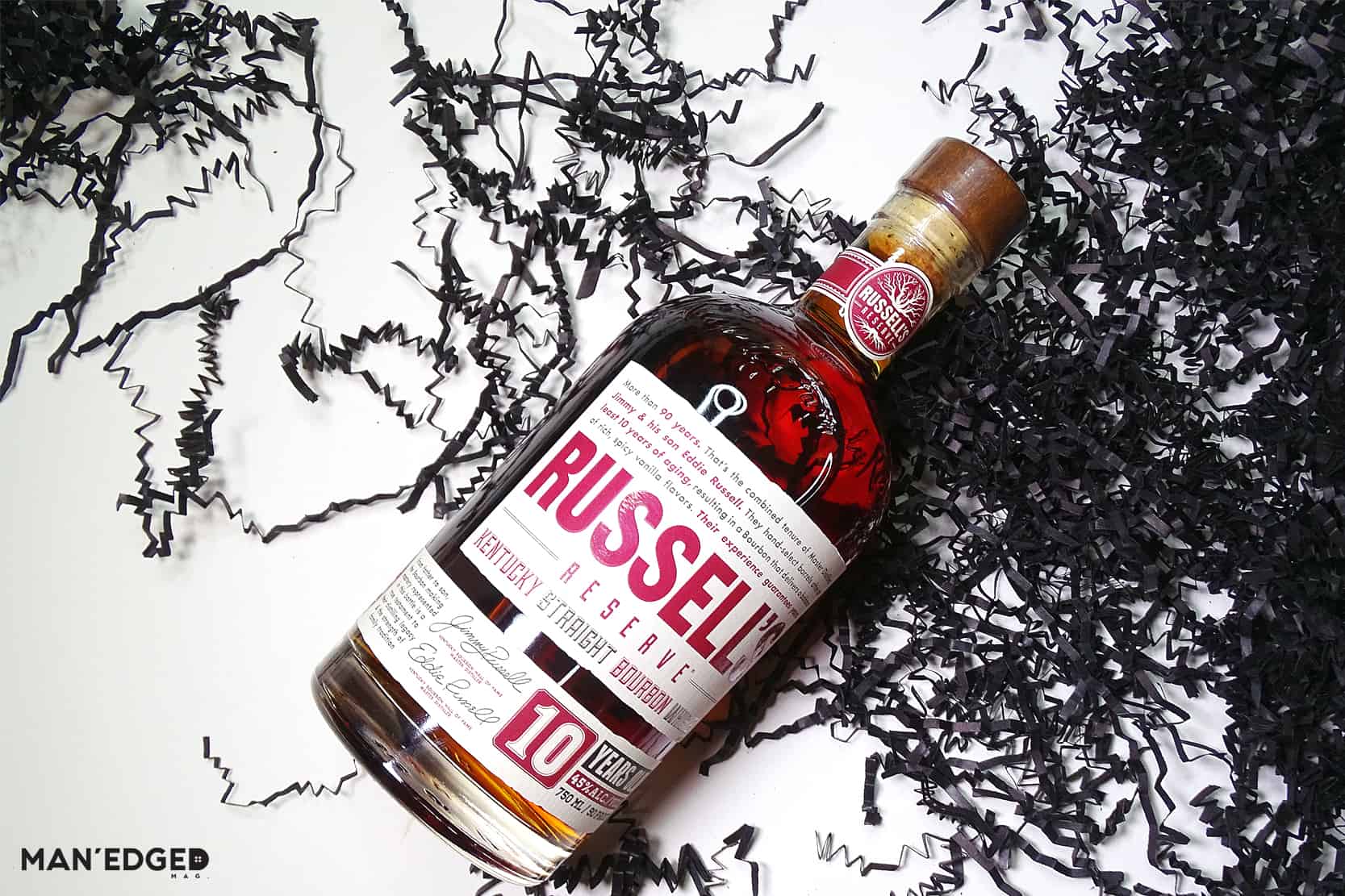 Ruseel's Reserve Kentucky Straight Bourbon featured in MAN'edged Magazine's best whiskey to gift this holiday season
