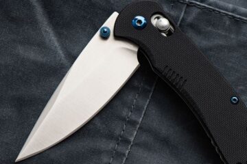 Different Types of Knives Every Survivalist Should Have